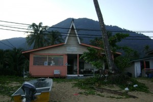 Sealantis dive shop on the beach